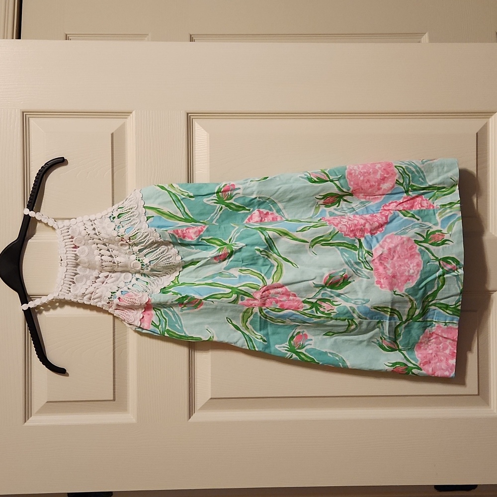 Lilly Pulitzer floral dress, like new, size  00